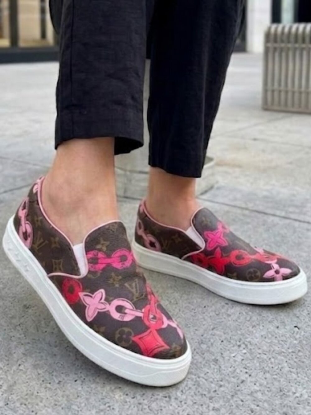 Louis Vuitton Slip-On Sneakers Louis Vuitton Ollie Slip-On Sneaker Price | Hypebae main image 4